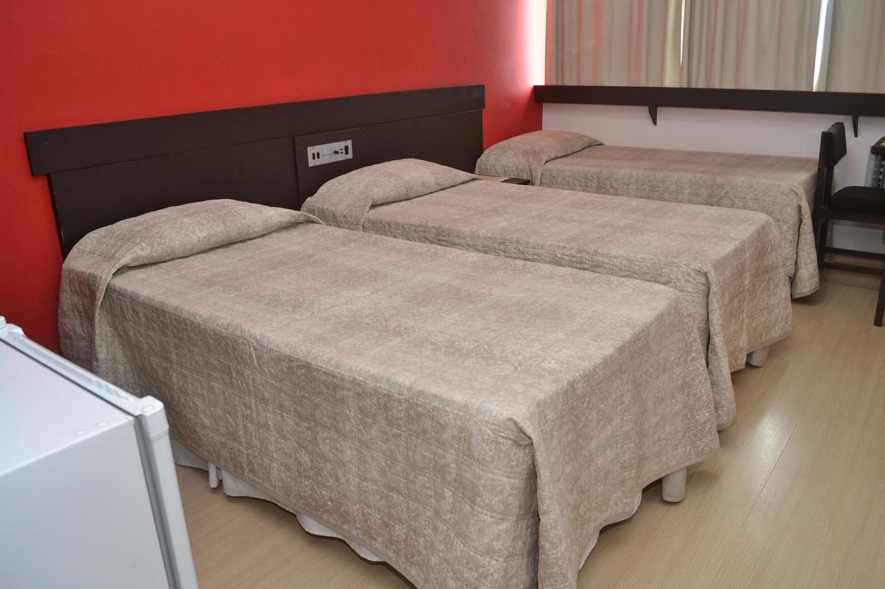 Hotel Mansiones Blumenau Zimmer foto